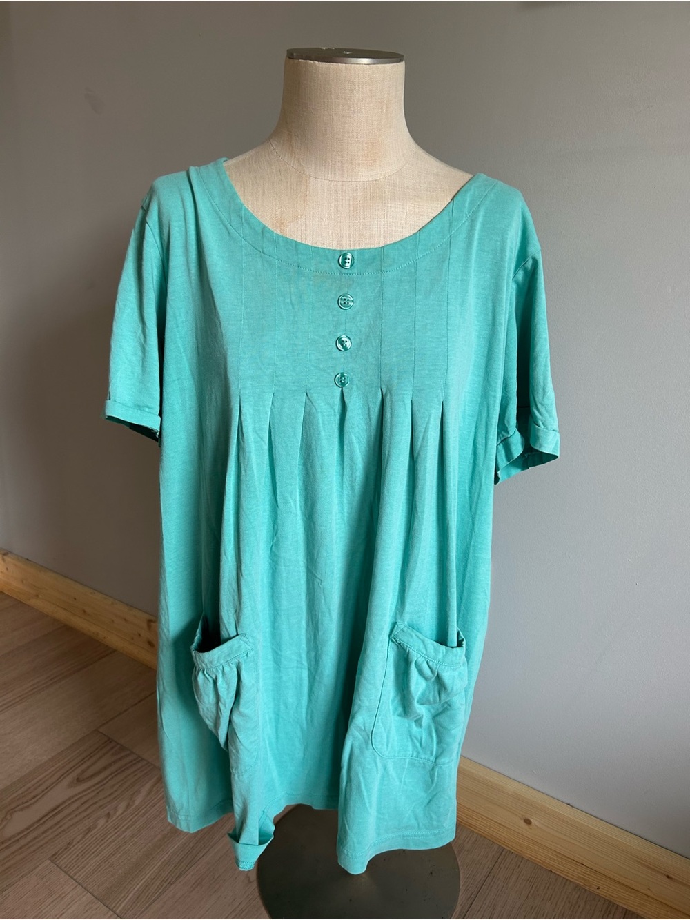 Roaman's Turquoise Short Sleeve Pleated Tunic with Pockets
